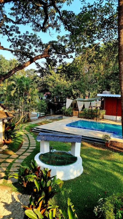 Garden Villa pavilion with private stone courtyard